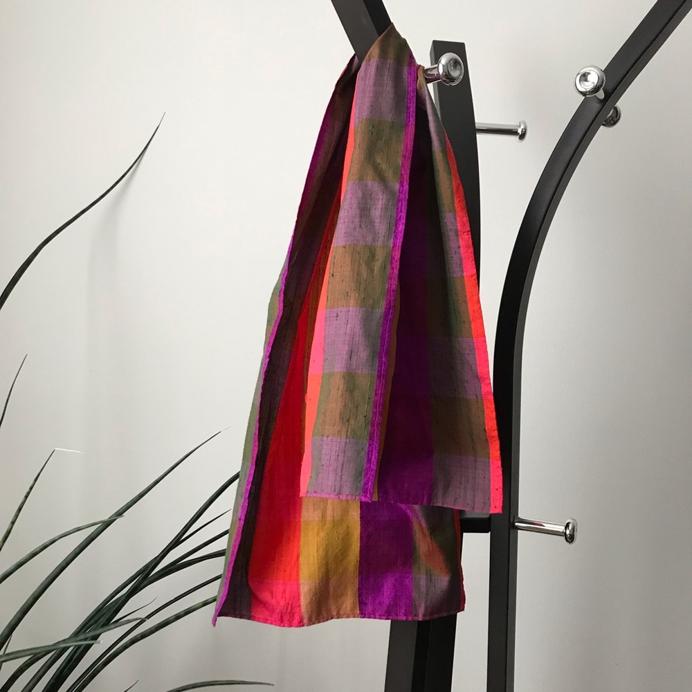🇹🇭 Vintage Thai silk scarf